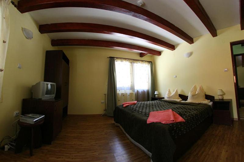 Vila Gal Lacu Rosu Bagian luar foto
